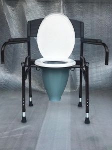 Medikaltec Taşınabilir Lazımlık Sandalye