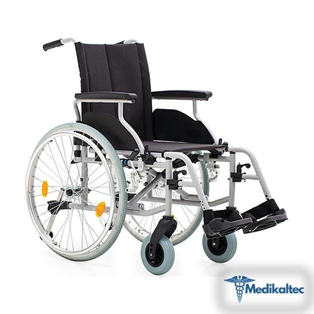 Comfort Özellikli Tekerlekli Sandalye 12 - Medikaltec Özellikli Tekerlekli Sandalye Medikaltec6445 - Görsel 1 (Ön görünüm)