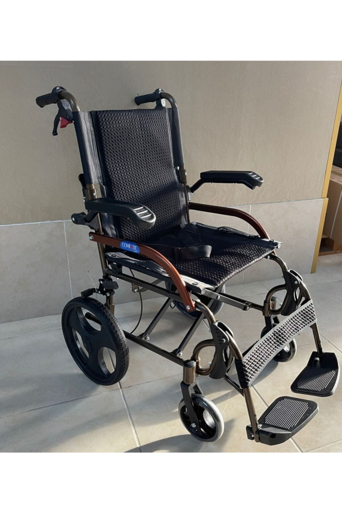 Medikaltec Comfort Plus Gk863labj-12 Jet Black Transfer Alüminyum Tekerlekli Sandalye Medikaltec4117 - Görsel 1 (Ön görünüm)