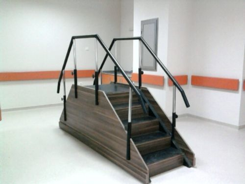 Medikaltec Merdiven Hasta Yürüme Yardımcı Medikaltec5156 - Görsel 1 (Ön görünüm)