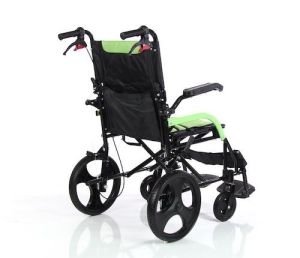 Refakatçı Tekerlekli Sandalye ÜRÜN TANIT - Medikaltec Refakatçı Tekerlekli Sandalye Medikaltec7708 - Görsel 2 (Ön görünüm)