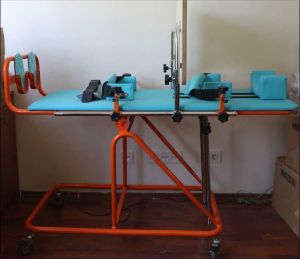 Medikaltec Standing Table Ayakta Dik Durma Sehpası Sedye Olabilen 5-8 Yaş Arası