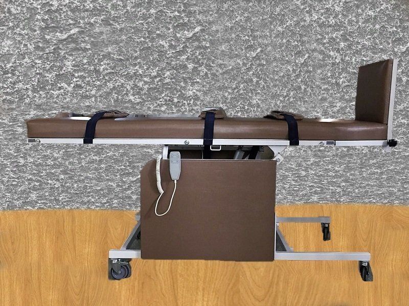 Tilt Table Tek Motorlu Masa hastayı yata - Medikaltec Tilt Table Tek Motorlu Medikaltec7776 - Görsel 1 (Ön görünüm)