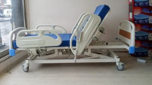 Medikaltec Asansörlü Dört Motorlu ABS Başlıklı Hasta Karyolası
