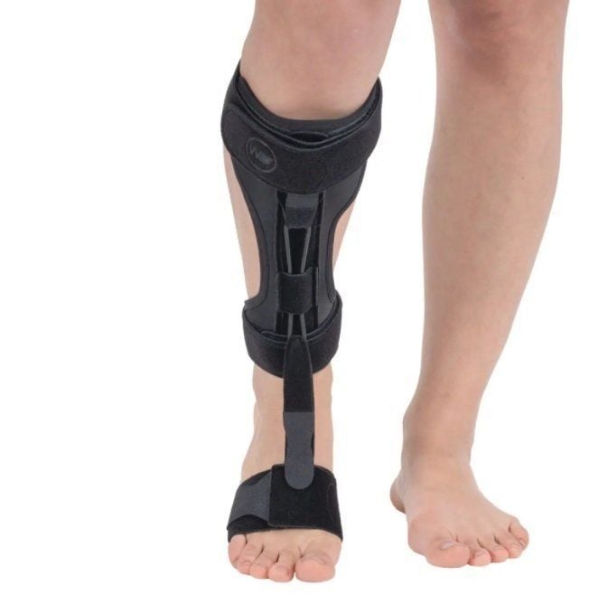 Wingmed Dorsi Flexion Brace Plus Ayak bi - Medikaltec Dorsi Flexion Brace Medikaltec8970 - Görsel 1 (Ön görünüm)