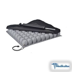 Havalı Oturma Minderi 40 x 40 x 10 cmHav - Medikaltec Havalı Minderi x x cm Medikaltec7927 - Görsel 4 (Ön görünüm)