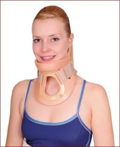 Medikaltec Trakostomisi Açık Phildelphia Boyun Korsesi SMALL