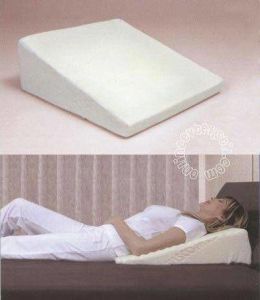 Yetişkinler İçin Reflü Yastığı üçgen şek - Medikaltec Yetişkinler İçin Reflü Yastığı Medikaltec9030 - Görsel 4 (Ön görünüm)