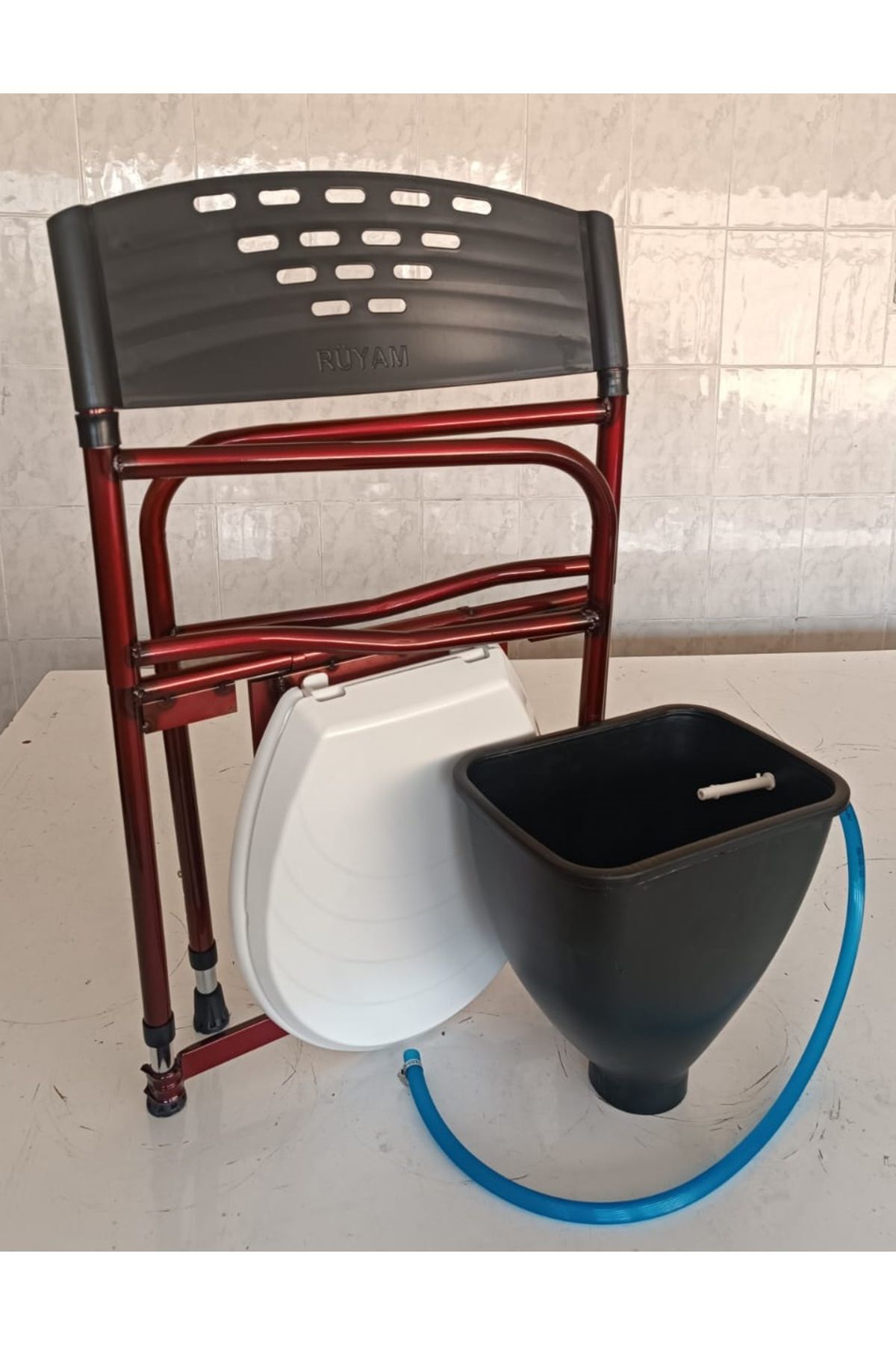 Medikaltec Taharet Musluklu Engelli Yaşlı Hasta Tuvalet Sandalyesi Seyyar Katlanır Klozetli Wc Tuvalet Yükselti…