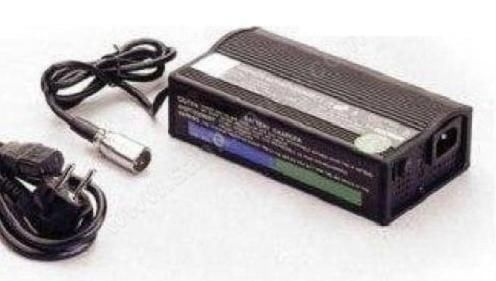 Medikaltec Akülü Sandalye Şarj Aleti Şarj Cihazı 5 Amper 24 Volt Medikaltec5434 - Görsel 1 (Ön görünüm)