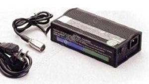Medikaltec Akülü Sandalye Şarj Aleti Şarj Cihazı 5 Amper 24 Volt Medikaltec5434 - Görsel 1 (Ön görünüm)