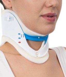 Medikaltec W110 Acil İlk Yardım Boyunluğu 28-58CM MEDİUM Medikaltec527 - Görsel 2 (Ön görünüm)