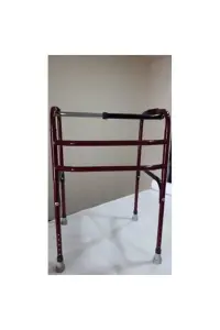 Yürüteç Rollatör engelli hasta yürüteci ön görünüm