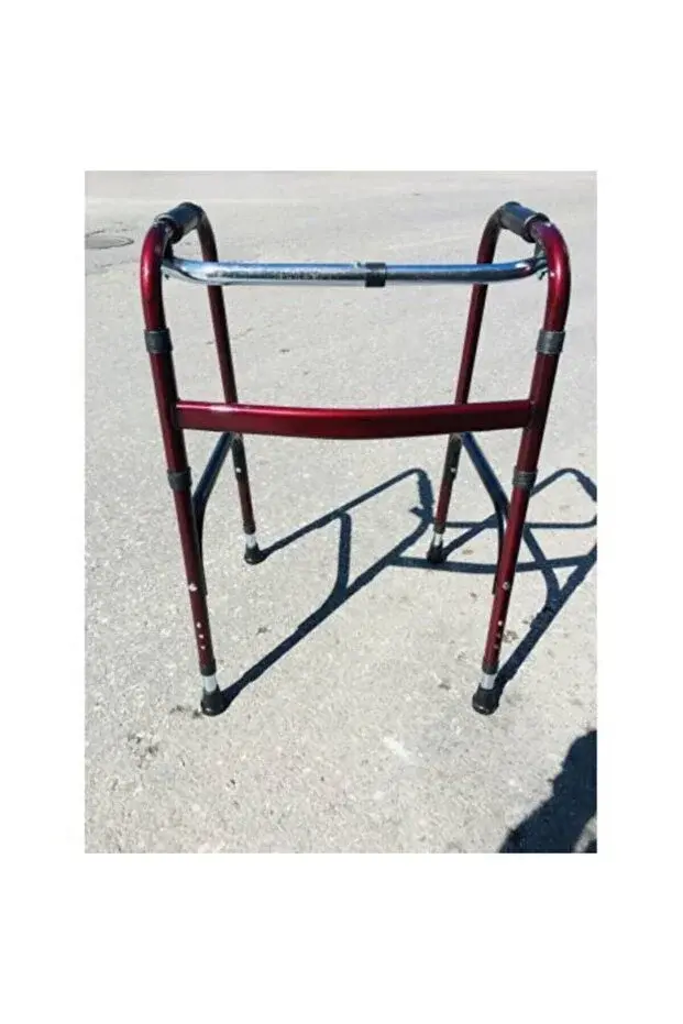 Medikaltec Metal Walker yürüteç ön görünüm