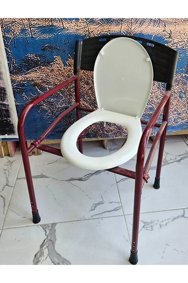 Medikaltec Tuvalet ve Banyo Sandalyesi ön görünüm