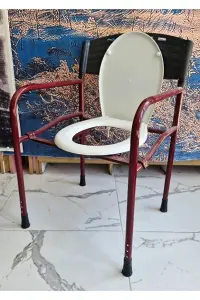 Medikaltec Tuvalet ve Banyo Sandalyesi yakın detay görünümü