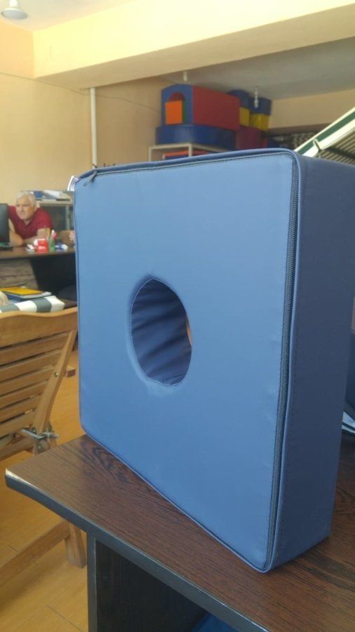 Hemoroid ve Kalça Çıkığı Oturma MinderiE - Medikaltec Hemoroid ve Kalça Çıkığı Oturma Minderi