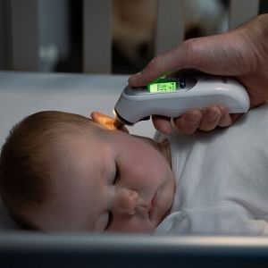 Medikaltec Braun IRT 6525 Kulaktan Ateş Ölçer Medikaltec1673 - Görsel 2 (Ön görünüm)