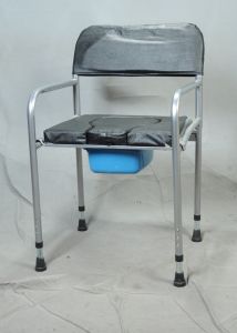 Katlanır Deri Döşemeli Hasta Klozet Yumu - Medikaltec Katlanır Deri Döşemeli Hasta Klozet