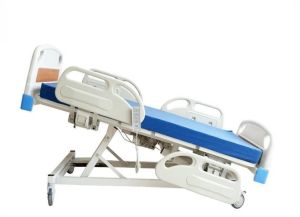 Medikaltec Asansörlü Dört Motorlu ABS Başlıklı Hasta Karyolası Medikaltec4776 - Görsel 4 (Ön görünüm)