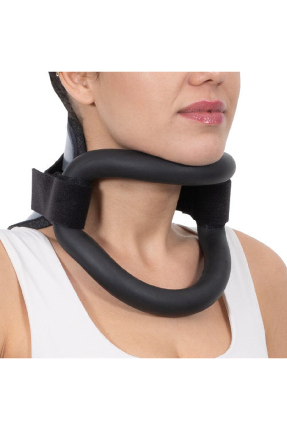 2 parçadan oluşan bir boyunluk çeşididir - Medikaltec Wire Frame Boyunluk Short