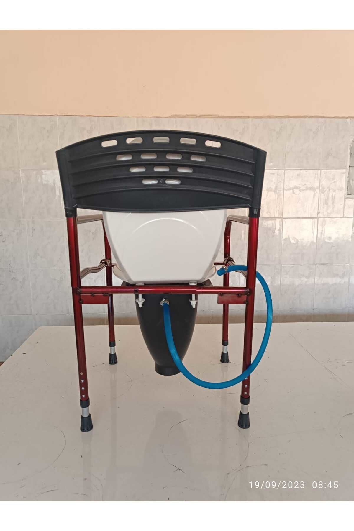 Taharet Musluklu Hasta Tuvaleti ( Klozet Yükseltici ) Klozet yükseltici